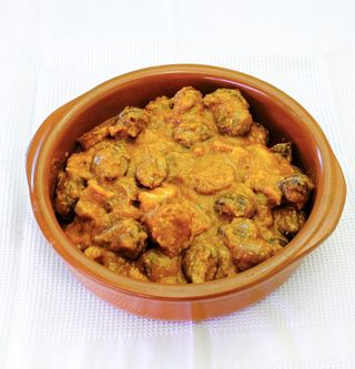 Caracoles en salsa  picante