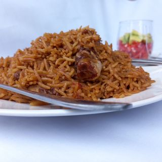 Chicken Pilau - Big pack + 2 free bananas + 2 free mineral water