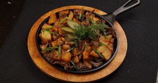 Жареха с говядиной