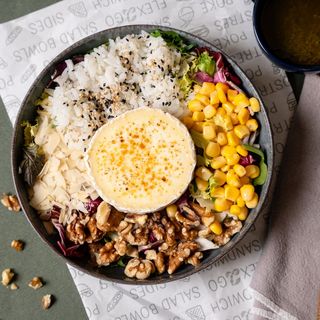 Salad bowl de queso de cabra