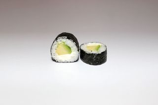 111 maki aguacate(8pzs)