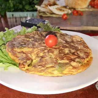 Omlet palačinka sa kajganom i sirom