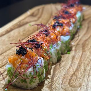 Uramaki Spicy Salmon 8un 
