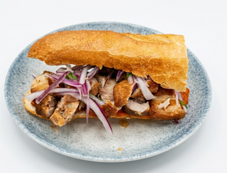 Pan con Chicharrón