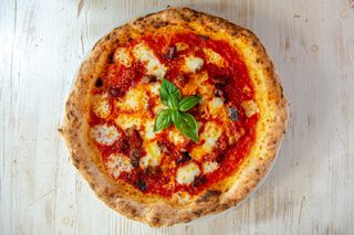 Pizza Calabrese