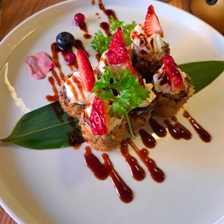 177. Strawberry maki croccante 6 pezzi