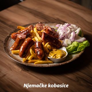 Njemačka kobasica 500gr