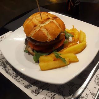 Hamburguesa Clásica