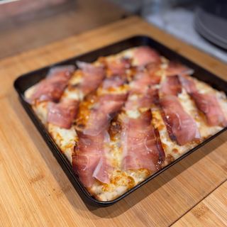 in teglia SPECK E PROVOLA