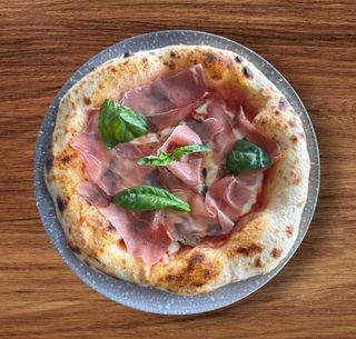 Pizza Montanara