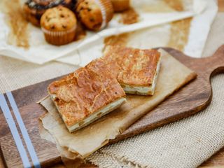 Placinta cu branza dulce si stafide