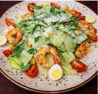 César Con Gambas