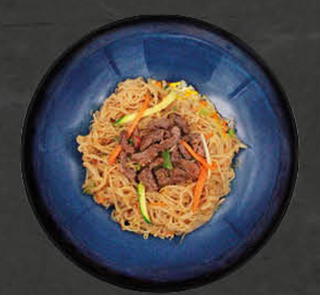 Spaghetti di soia con manzo