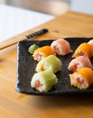 Uramaki gamberi mame nori