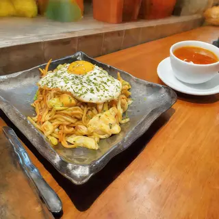 Yakisoba con Pollo