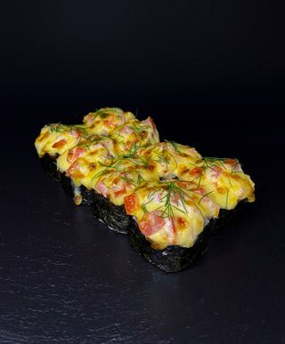 Мама Міа з креветкою