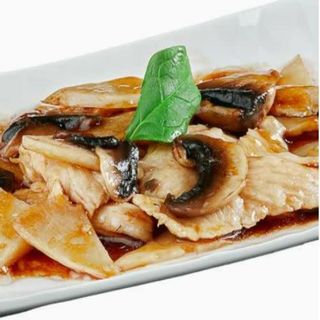 Pollo Con Bambú Y Seta