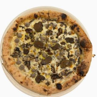 Pizza Al Tartufo Nero