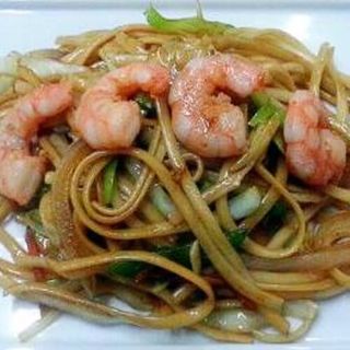 48. Tallarines Frito Con Gambas