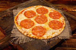 Pizza Salame Piccante