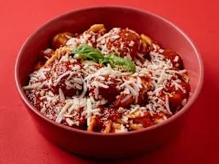 Orecchiette con sugo e polpette