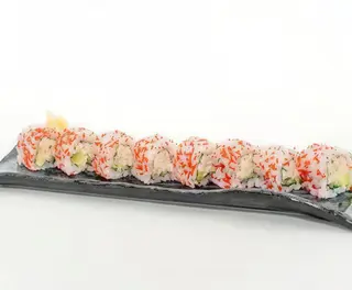 California salmon roll (8 pcs.)