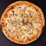 Pizza Capricciosa 33cm