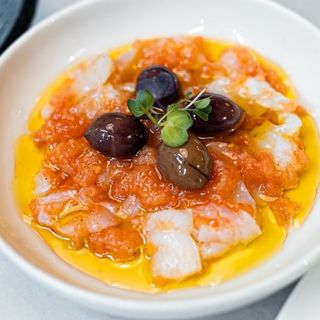 Esqueixada de bacalao