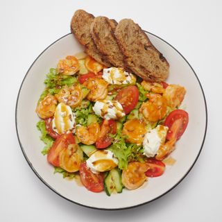 Салат з креветками (260г)