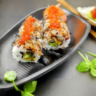 ANGUILA CRISPY ROLL