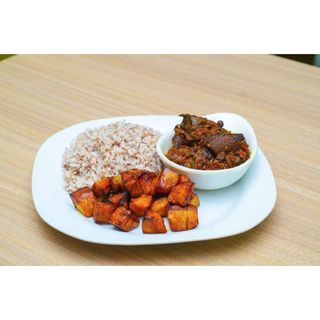 Ofada Rice With Ayamase Sauce and Plantain