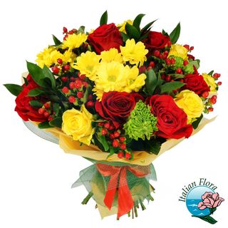 Bouquet con rose gialle e rosse