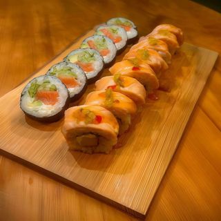 set hot salmon
