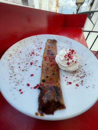 Crepe Con Dulce De Leche