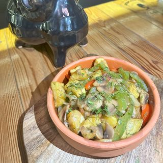 OJAKHURI CU CIUPERCI