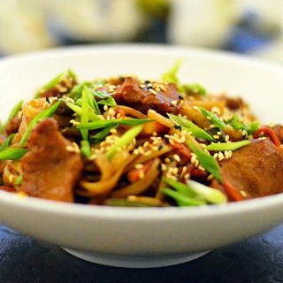 Удон зі свининою (400г)