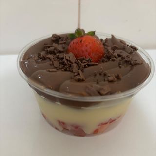 Bombom aberto de morango