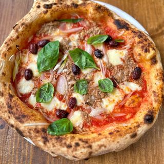 PIZZA DI CASA NOSTRA