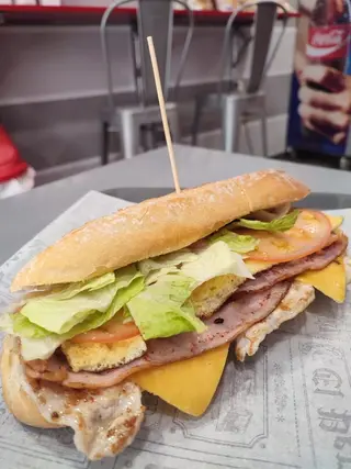 Bocadillo De Lomo