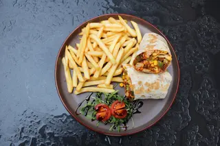 Fajita pileća s prilogom