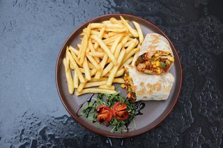 Fajita pileća s prilogom