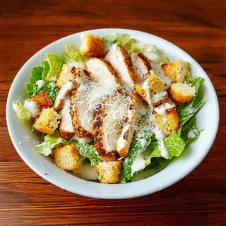 Sałatka z kurczakiem