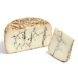 Pecorino Con Tartufo