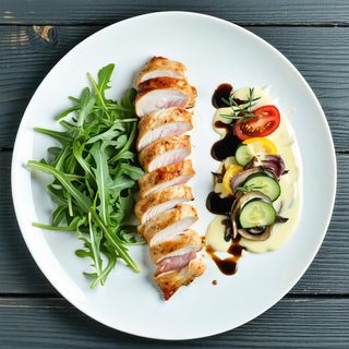 Imperial pierś kurczaka zawijana z szynką i serem