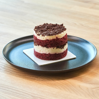 Prăjitură red velvet (140 gr)