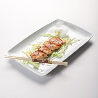 Salmone alla griglia con semi di sesamo