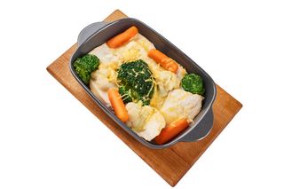 Курка запечена з овочами (280г)