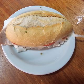 Bocadillos De Queso Manchego y Tomate