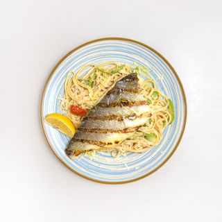 Лаврак филе на BBQ с паста