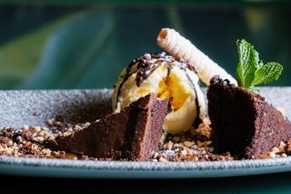 BROWNIE DE CHOCOLATE NEGRO